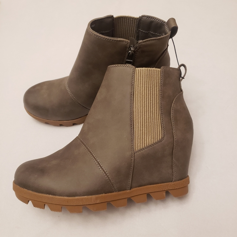 Women's Ankle Boots in Brown